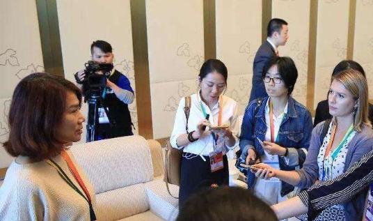 全職譯員or兼職譯員，你會怎么選擇？各有優劣