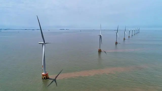人民滿意的公務員、跨海高鐵、電力裝備綠色低碳發展、網絡文明等中英翻譯