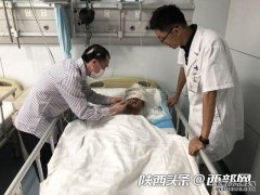 西安男博士講述被熊襲擊后自救過程：報警、止血、找水源